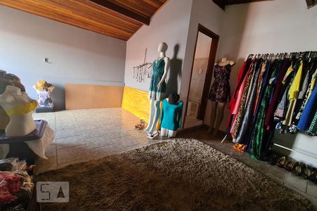 Casa para alugar com 147m², 4 quartos e 2 vagassuíte