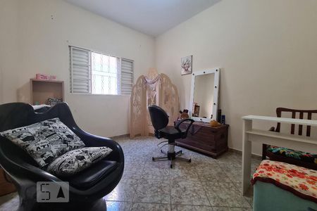 Casa para alugar com 147m², 4 quartos e 2 vagasQuarto 2