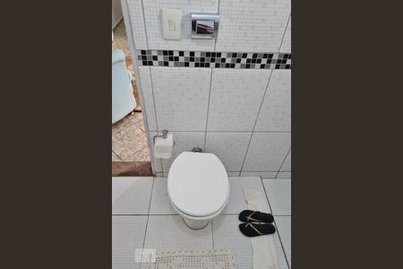Casa para alugar com 147m², 4 quartos e 2 vagasBanheiro Quarto 1