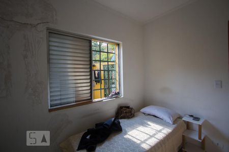 Casa à venda com 570m², 4 quartos e 4 vagasQuarto de Serviço