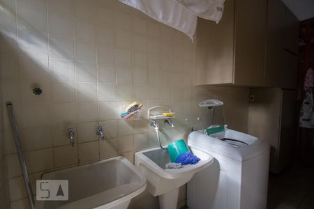 Casa à venda com 570m², 4 quartos e 4 vagasÁrea de Serviço