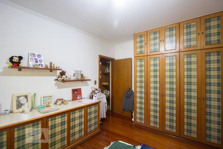 Casa à venda com 570m², 4 quartos e 4 vagasQuarto 1