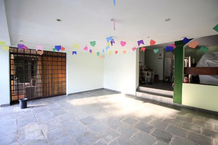 Casa à venda com 400m², 5 quartos e 3 vagasÁrea comum - Salão de festas