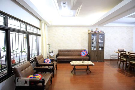 Sala de casa à venda com 5 quartos, 400m² em Parque Jabaquara, São Paulo