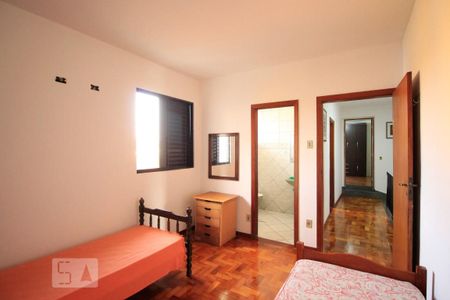 Casa à venda com 400m², 5 quartos e 3 vagasQuarto 3