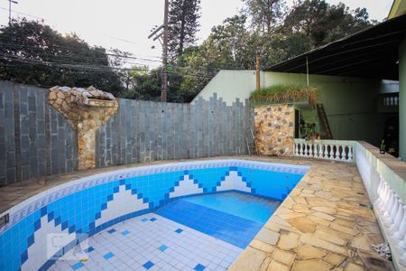 Casa à venda com 400m², 5 quartos e 3 vagasÁrea comum - Piscina