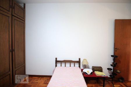 Casa à venda com 400m², 5 quartos e 3 vagasQuarto 4