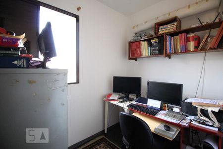 Casa à venda com 400m², 5 quartos e 3 vagasQuarto 2