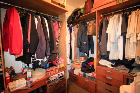 Casa à venda com 400m², 5 quartos e 3 vagasCloset - quarto 4