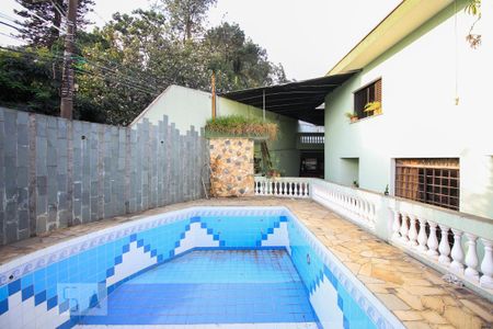 Casa à venda com 400m², 5 quartos e 3 vagasÁrea comum - Piscina
