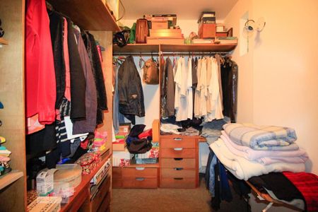 Casa à venda com 400m², 5 quartos e 3 vagasCloset - quarto 4