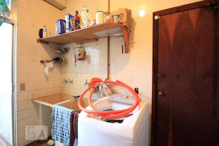 Casa à venda com 400m², 5 quartos e 3 vagasLavanderia