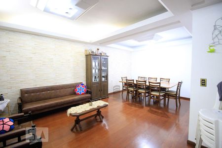 Sala de casa à venda com 5 quartos, 400m² em Parque Jabaquara, São Paulo