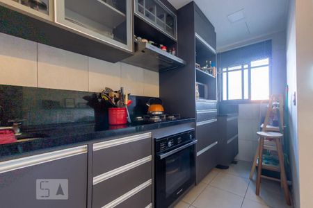 Sala / cozinha integrada de apartamento à venda com 1 quarto, 55m² em Camaquã, Porto Alegre