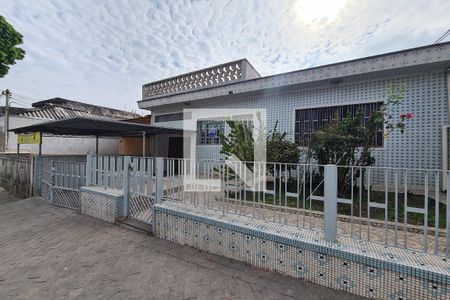 Casa para alugar com 150m², 2 quartos e 2 vagasFachada