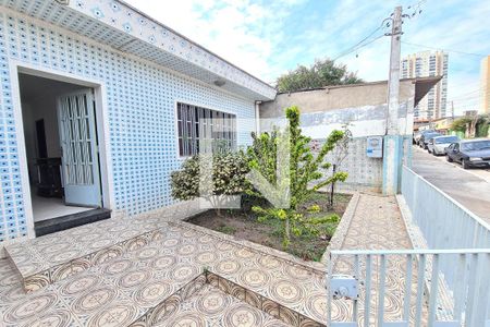 Casa para alugar com 150m², 2 quartos e 2 vagasQuintal