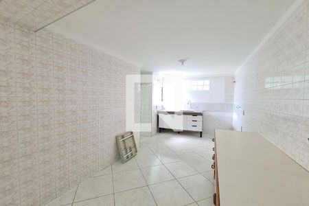 Casa para alugar com 150m², 2 quartos e 2 vagasCozinha