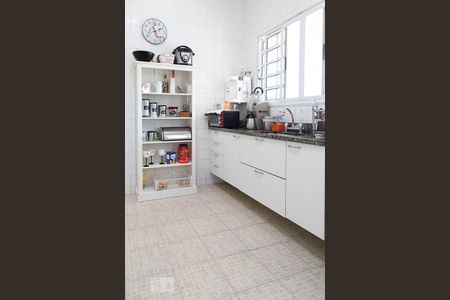 Casa de condomínio para alugar com 620m², 4 quartos e 4 vagas Casa de condomínio para alugar com 620m², 4 quartos e 4 vagasCozinha