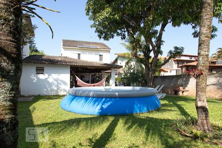 Casa de condomínio para alugar com 620m², 4 quartos e 4 vagas Casa de condomínio para alugar com 620m², 4 quartos e 4 vagasQuintal