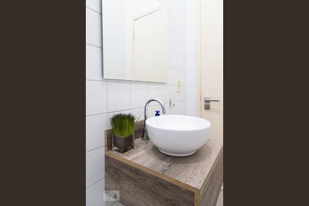 Casa de condomínio para alugar com 620m², 4 quartos e 4 vagas Casa de condomínio para alugar com 620m², 4 quartos e 4 vagasLavabo