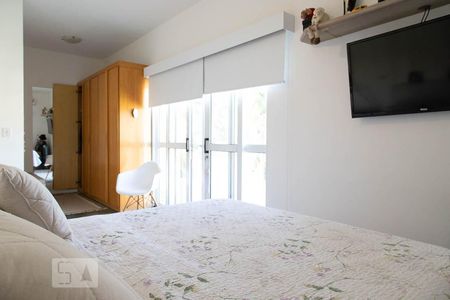 Casa de condomínio para alugar com 620m², 4 quartos e 4 vagas Casa de condomínio para alugar com 620m², 4 quartos e 4 vagasSuíte 1