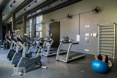 Studio para alugar com 29m², 1 quarto e sem vaga Studio para alugar com 29m², 1 quarto e sem vagaÁrea comum - Academia