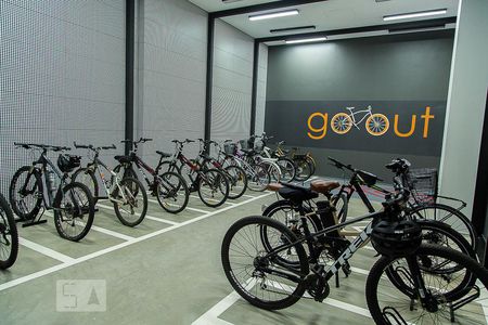 Studio para alugar com 29m², 1 quarto e sem vaga Studio para alugar com 29m², 1 quarto e sem vagaÁrea comum - Bicicletário