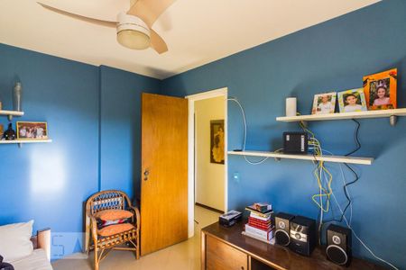 Apartamento à venda com 164m², 4 quartos e 3 vagasQuarto 2