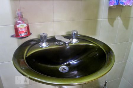 Casa à venda com 250m², 3 quartos e 3 vagasLavabo