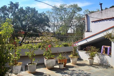 Casa à venda com 250m², 3 quartos e 3 vagasQuintal