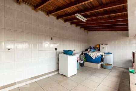 Apartamento à venda com 340m², 4 quartos e 4 vagas Apartamento à venda com 340m², 4 quartos e 4 vagasÁrea de serviço