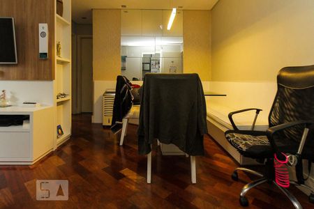 Sala de apartamento à venda com 2 quartos, 55m² em Sítio da Figueira, São Paulo