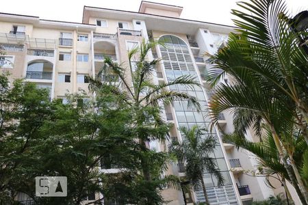 Apartamento à venda com 55m², 2 quartos e 1 vagaFachada