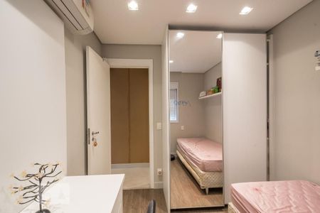 Apartamento à venda com 85m², 2 quartos e 2 vagas Apartamento à venda com 85m², 2 quartos e 2 vagasQuarto 1