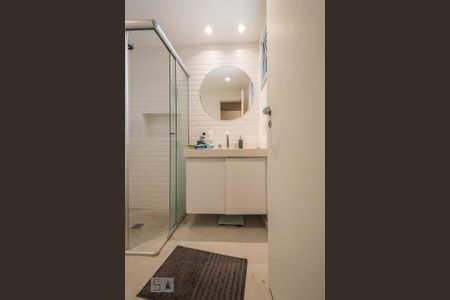 Apartamento à venda com 85m², 2 quartos e 2 vagas Apartamento à venda com 85m², 2 quartos e 2 vagasBanheiro Suíte