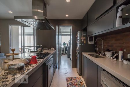 Apartamento à venda com 85m², 2 quartos e 2 vagas Apartamento à venda com 85m², 2 quartos e 2 vagasCozinha