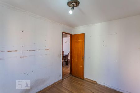 Apartamento à venda com 54m², 2 quartos e 1 vagaQuarto 02