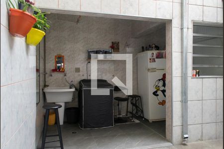 Casa à venda com 217m², 3 quartos e 1 vagaÁrea de Serviço