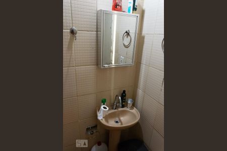 Casa à venda com 100m², 1 quarto e 1 vagaBanheiro