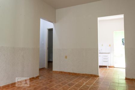 Casa à venda com 100m², 1 quarto e 1 vagaSala