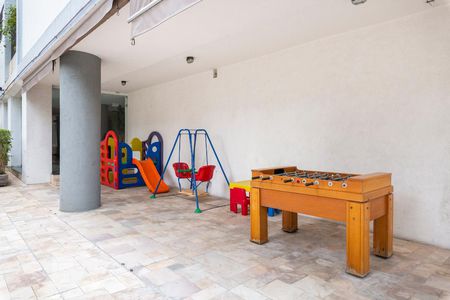 Apartamento à venda com 214m², 4 quartos e 1 vagaÁrea comum - Playground