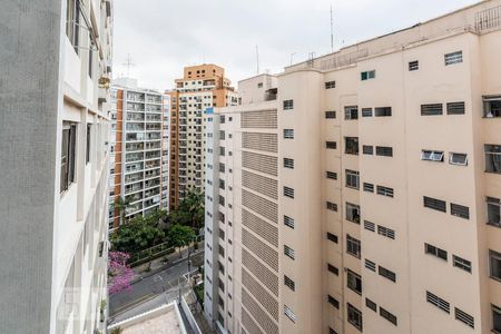 Vista da Sala de apartamento à venda com 4 quartos, 214m² em Higienópolis, São Paulo