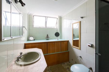 Apartamento à venda com 214m², 4 quartos e 1 vagaBanheiro 