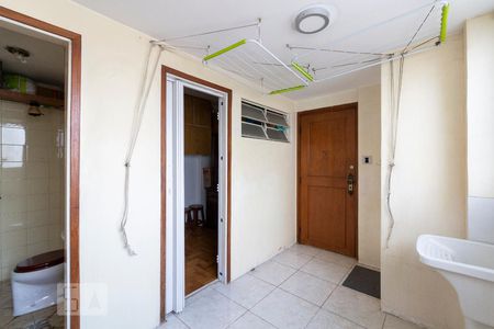 Apartamento à venda com 214m², 4 quartos e 1 vagaÁrea de Serviço