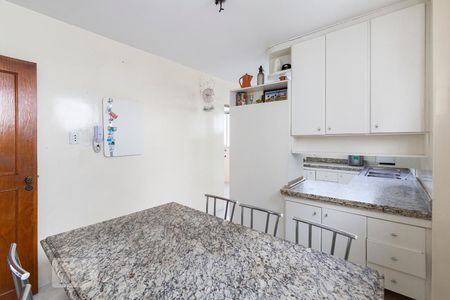 Apartamento à venda com 214m², 4 quartos e 1 vagaCozinha