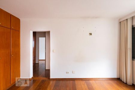 Apartamento à venda com 214m², 4 quartos e 1 vagaSuíte