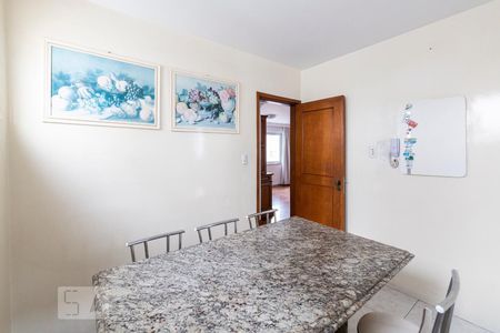 Apartamento à venda com 214m², 4 quartos e 1 vagaCozinha