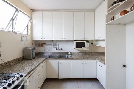 Apartamento à venda com 214m², 4 quartos e 1 vagaCozinha