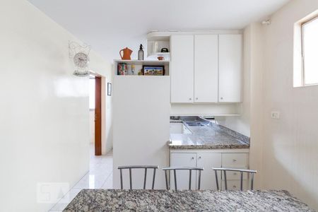 Apartamento à venda com 214m², 4 quartos e 1 vagaCozinha