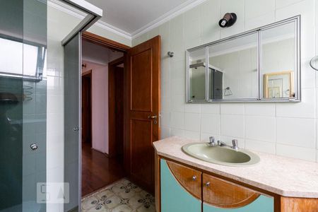 Apartamento à venda com 214m², 4 quartos e 1 vagaBanheiro 